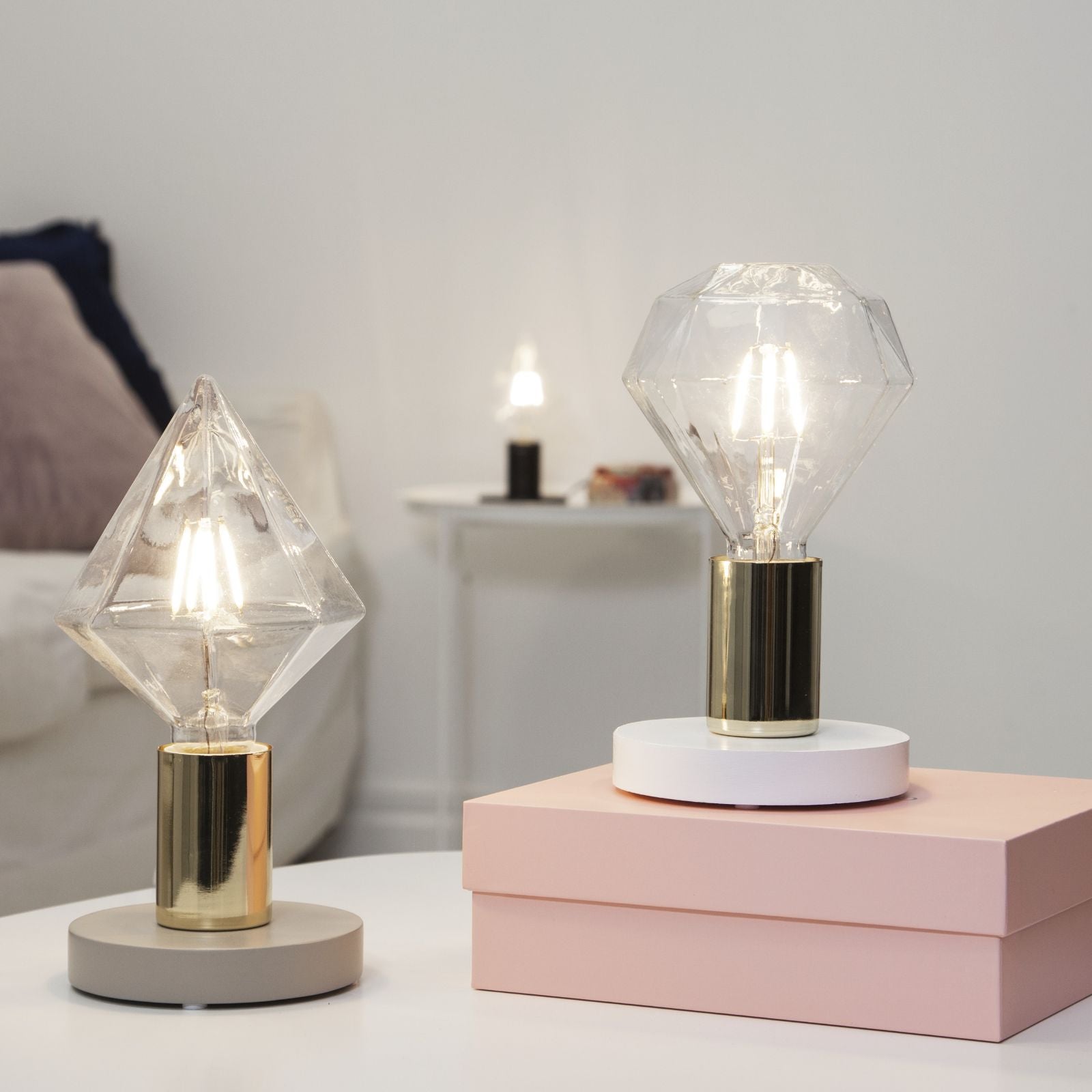 led-lampa-e27-clear-352-49